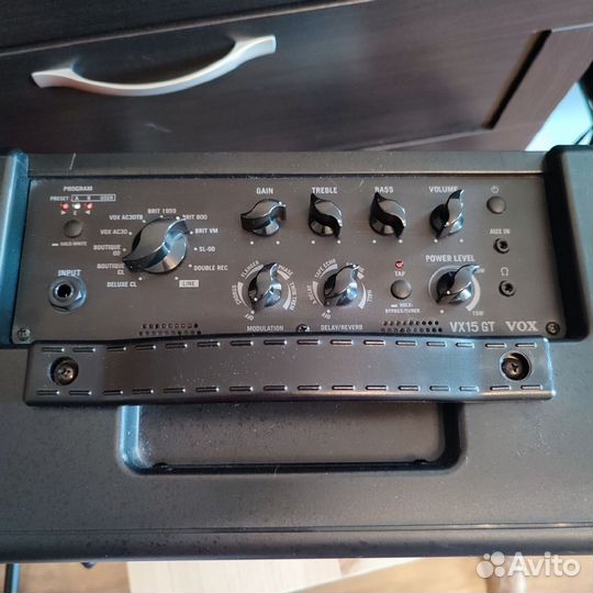 Гитарный комбоусилитель VOX VX15-GT