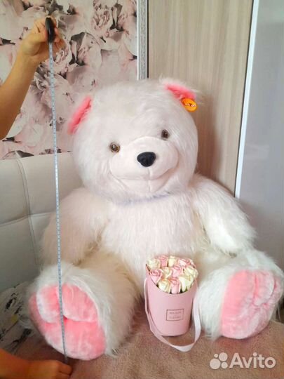 Большой плюшевый мишка