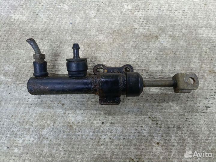 Главный цилиндр сцепления Saab 9000 1995г