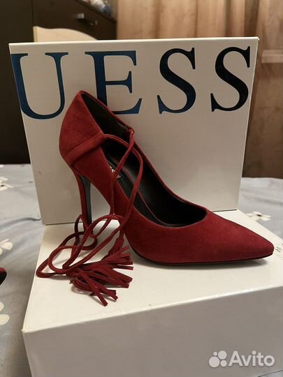 Туфли, Guess