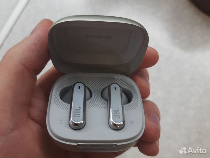 Беспроводные наушники JBL Live Flex(копия)