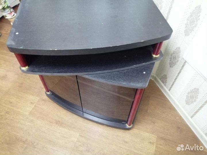 Тумба под телевизор