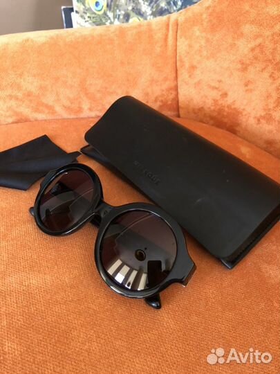 Очки солнцезащитные Uterque