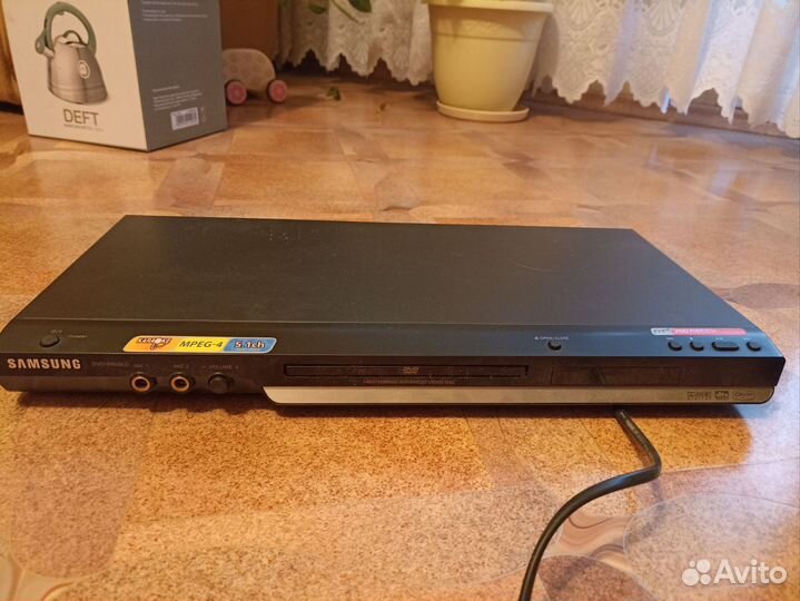 Видеомагнитофон