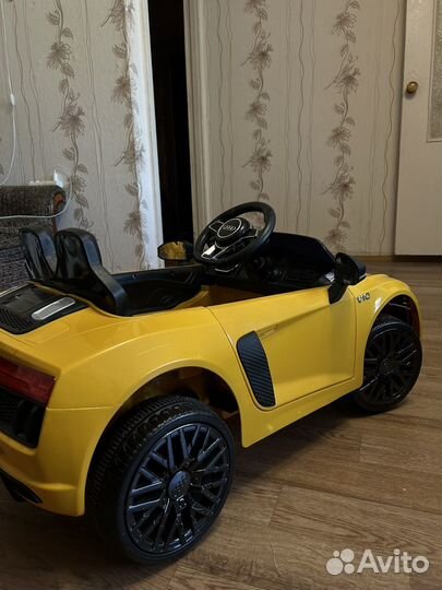 Детский электромобиль бу