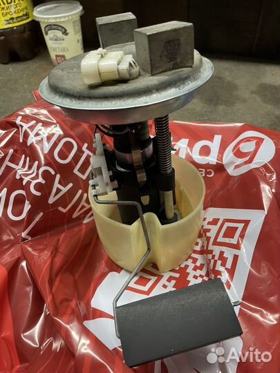 Топливный насосваз 2115