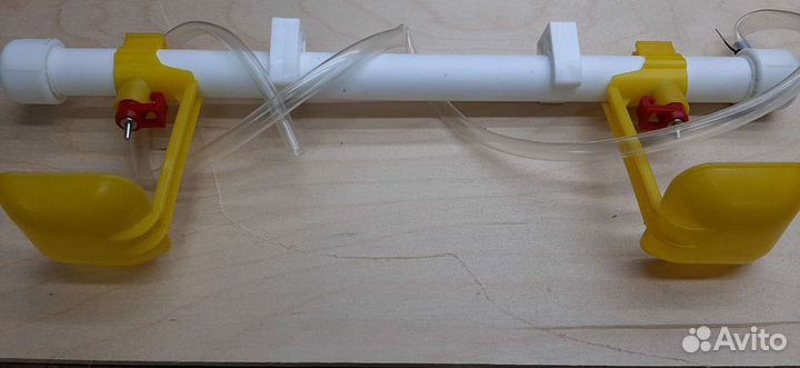 Поилки для кур