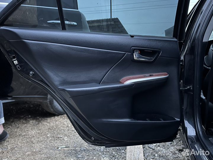 Toyota Camry V50 Обшивка двери