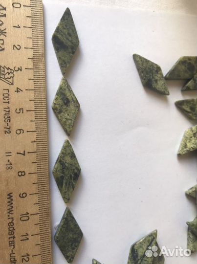 Змеевик натуральный камень
