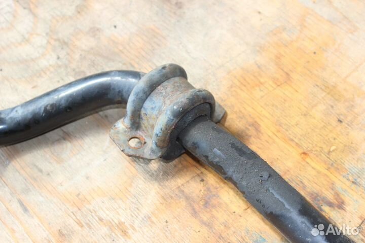 Передний стабилизатор Chevrolet Tahoe GMT400