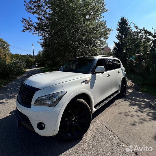 Infiniti QX56 5.6 AT, 2010, 179 000 км