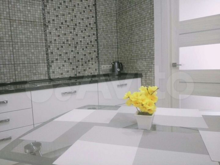 2-к. квартира, 54 м², 7/15 эт.