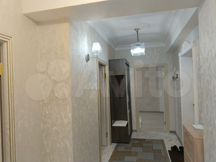 2-к. квартира, 70 м², 8/9 эт.