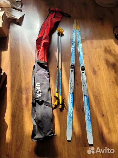 Беговые лыжи, ботинки 36 размер и чехол