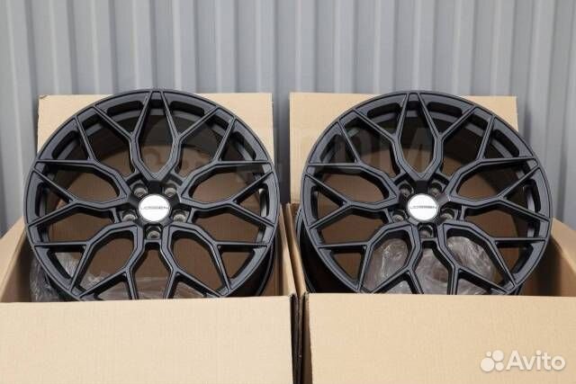 Диск литой Replica Vossen HF-2 R20 5*114.3