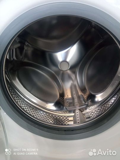 Стиральная машина узкая новая Indesit