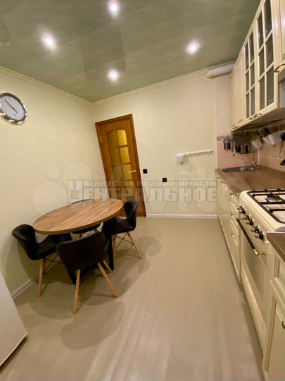 3-к. квартира, 71,1 м², 9/10 эт.