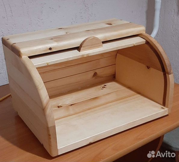 Хлебница деревянная. Кедр