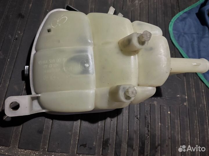 Бачок расширительный Mercedes GL X164