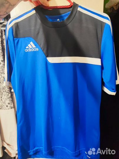 Спортивные футболки adidas