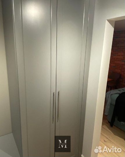 Современный шкаф