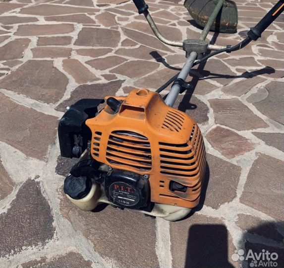 Бензиновый триммер P.I.T