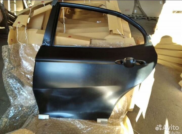 Дверь задняя Toyota Camry 70
