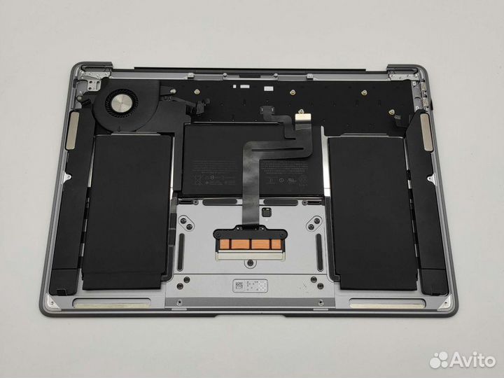 Топкейс для MacBook Air 13 A1932