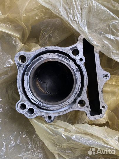 Цилиндр с поршнем suzuki sv400