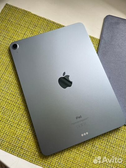Планшет apple iPad Air 4 64 GB