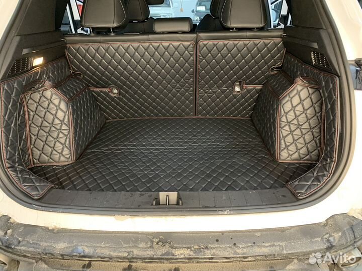 3Д коврики в багажник Audi Q2 -Q8
