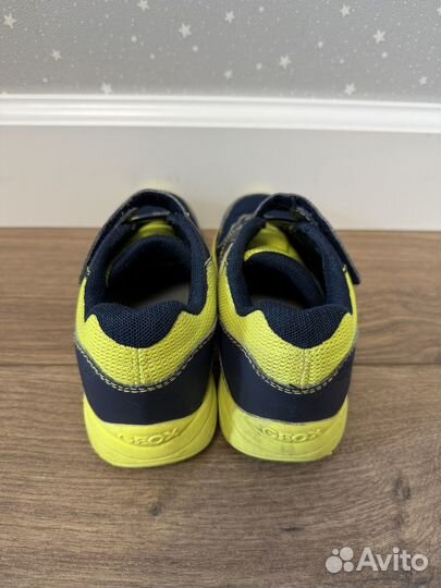 Кроссовки geox р. 31 (20 см стелька)