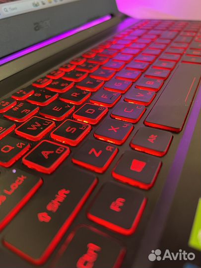 Игровой ноутбук Acer nitro 5/i5 11300/GTX 1650