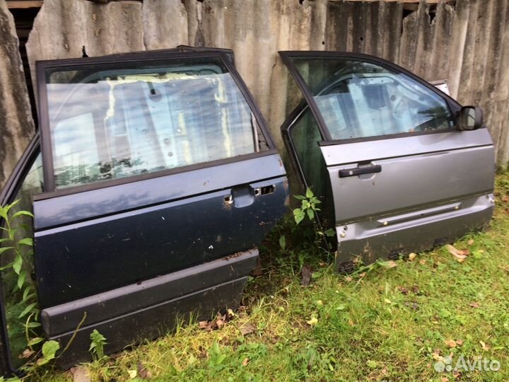 Двери vw passat b3 универсал пассат б3. Задние фон