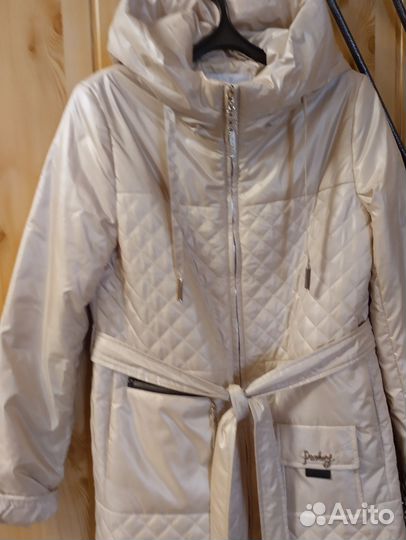 Плащ пальто