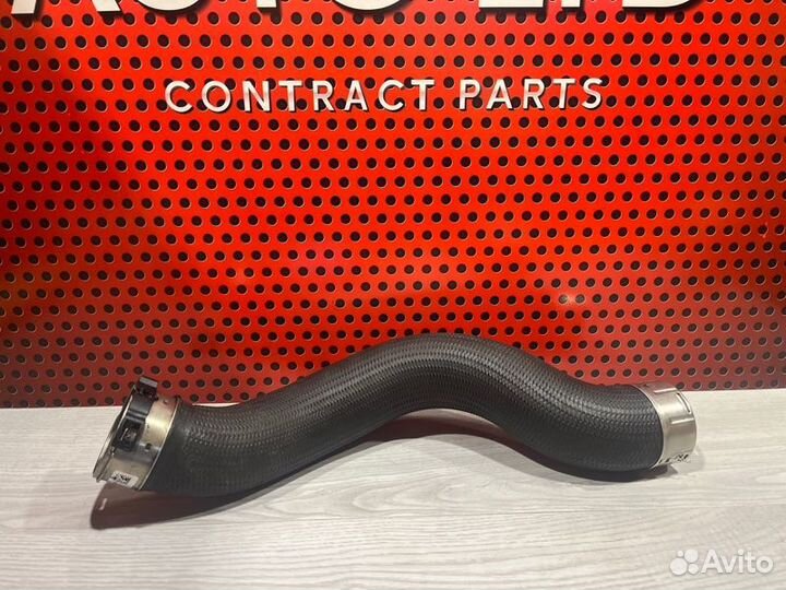 Патрубок интеркулера Bmw 5 G30 2021