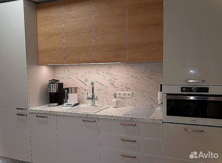 Кухня до потолка