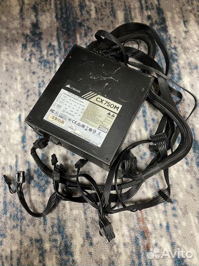 Блок питания Corsair CX750M