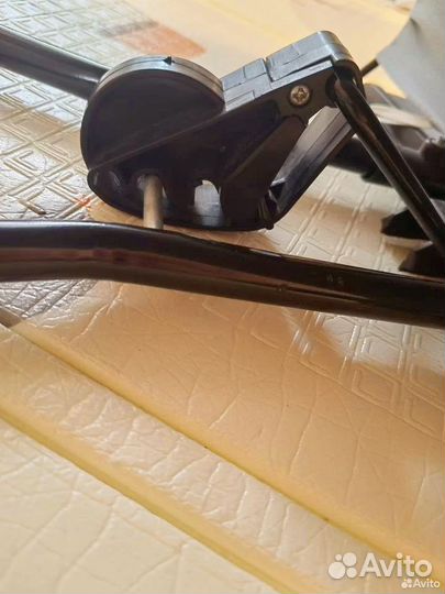 Шезлонг для новорожденных