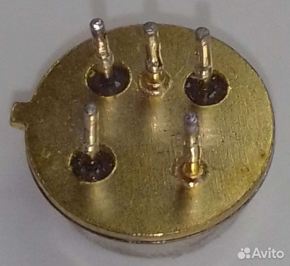 Резонаторы кварцевые