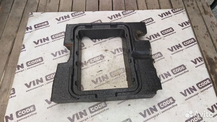 Наполнитель салона под сиденьем правый Ford Kuga 1