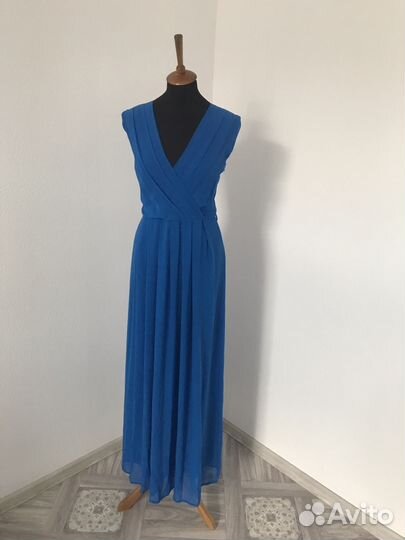 Платье вечернее