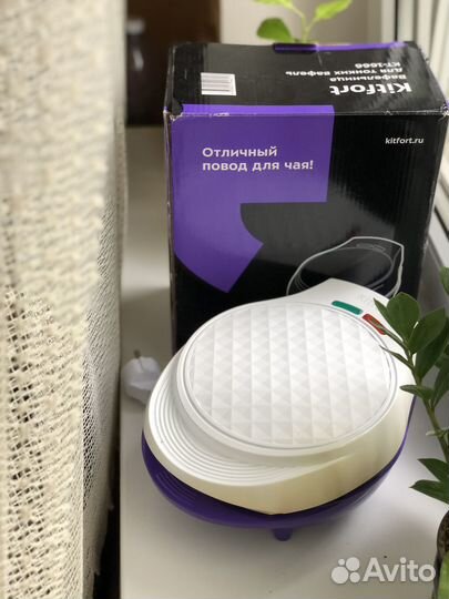 Электрическая вафельница kitfort