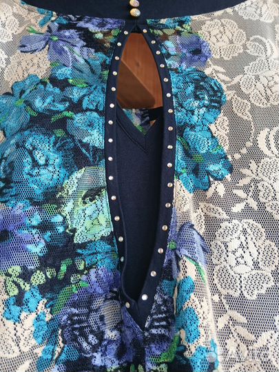 Красивая блузка