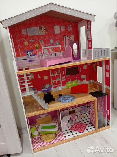 Домик кукольный