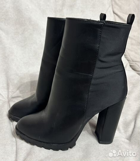 Ботинки демисезонные 40-41