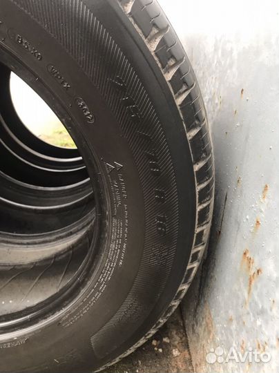 Michelin Latitude Tour HP 215/70 R16