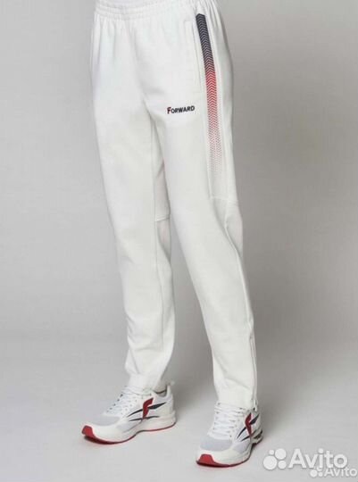 Костюм спортивный парадный женский Forward