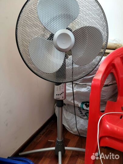 Вентилятор напольный bork
