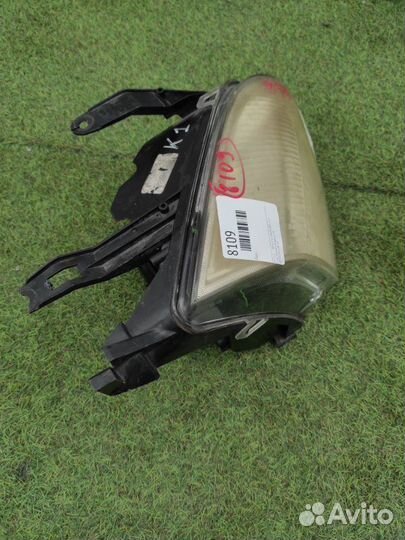 Фара передняя правая Ford Fusion хетчбек 2002-2005